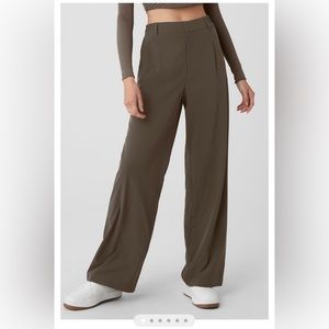 Alo, high waist pursuit trouser